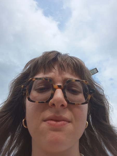 Elena Maria, language exchange member