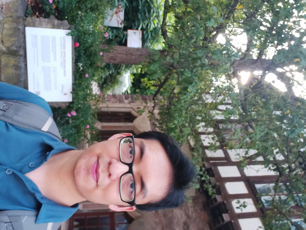 Quoc Huy, language exchange member